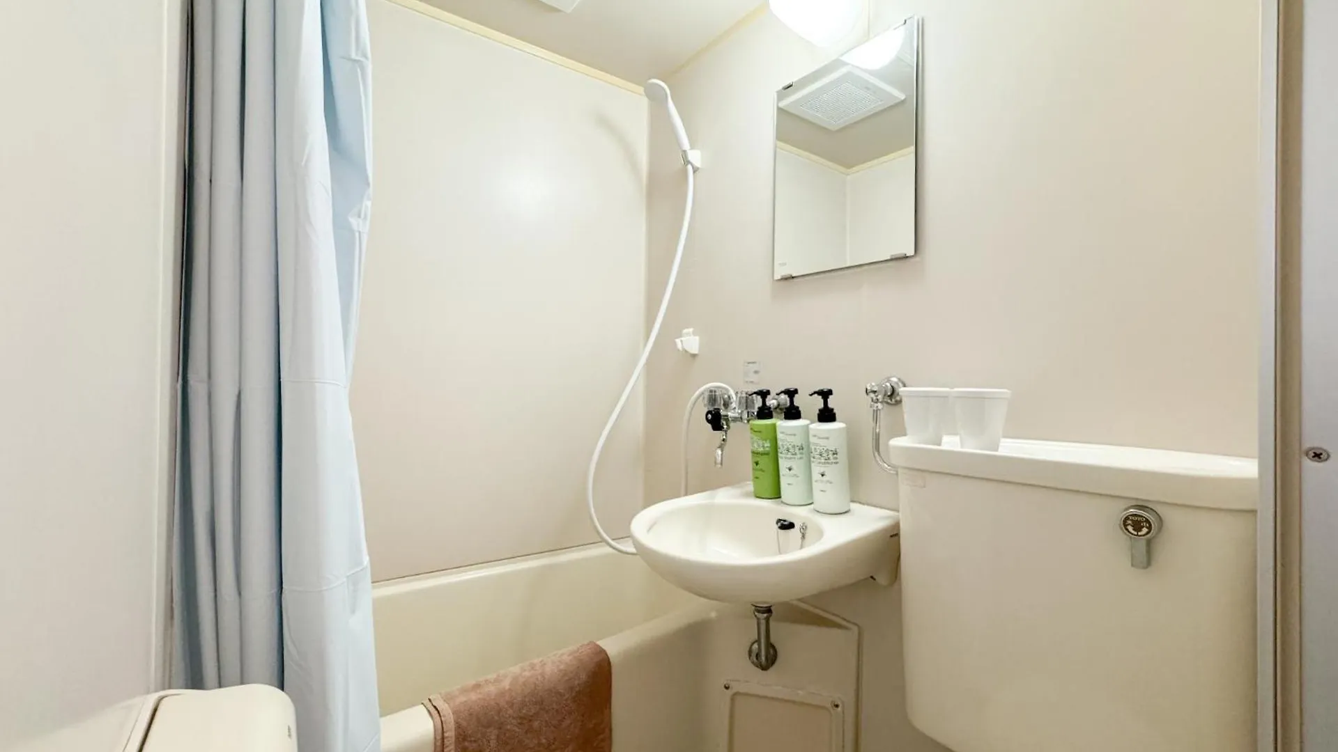 Royal Heights Kikusui Station - Vacation Stay 18645 Sapporo 0*,
